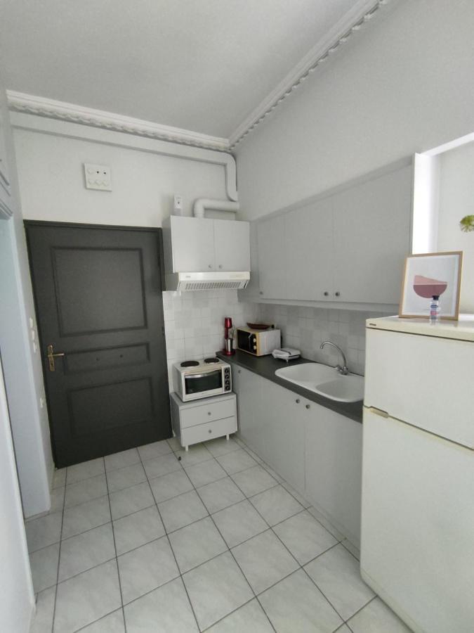 D&D Studio Apartment Pyrgos  Bagian luar foto